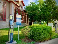 Holiday Inn Express & Suites OLATHE NORTH by IHG - Parkplatz