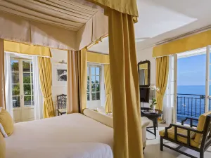 J.K. Place Capri