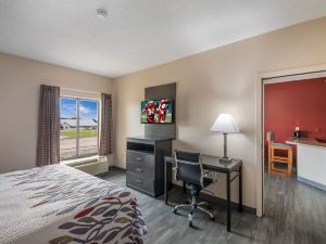 Red Roof Inn & Suites Austin East - Manor