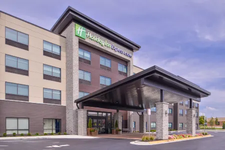 Holiday Inn Express & Suites Olathe West Отели рядом с достопримечательностью «Парк Фриско Лейк»