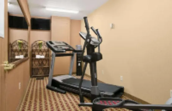 Jacksonville Inn & Suites
