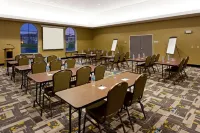 Holiday Inn Express & Suites Batavia - Darien Lake Hotels in Batavia