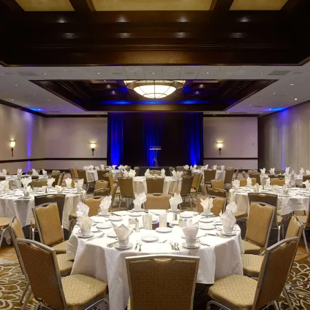 DoubleTree by Hilton Ontario Airport