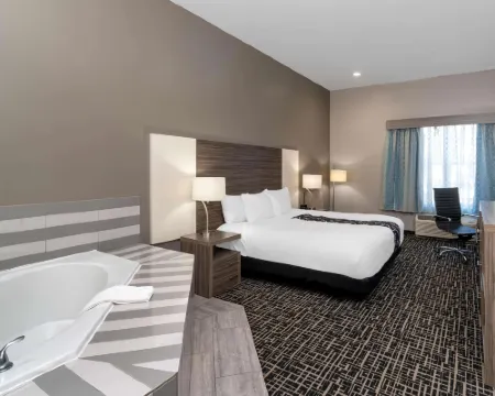 La Quinta Inn & Suites by Wyndham Forsyth Hoteles en Forsyth