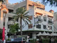 The Birchwood Hotels near 400 Beach