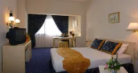 Le Grande Plaza Hotel