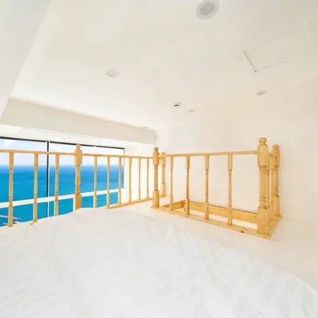 Busan Merbelle Pool Villa Отели рядом с достопримечательностью «Пляж Имранг»