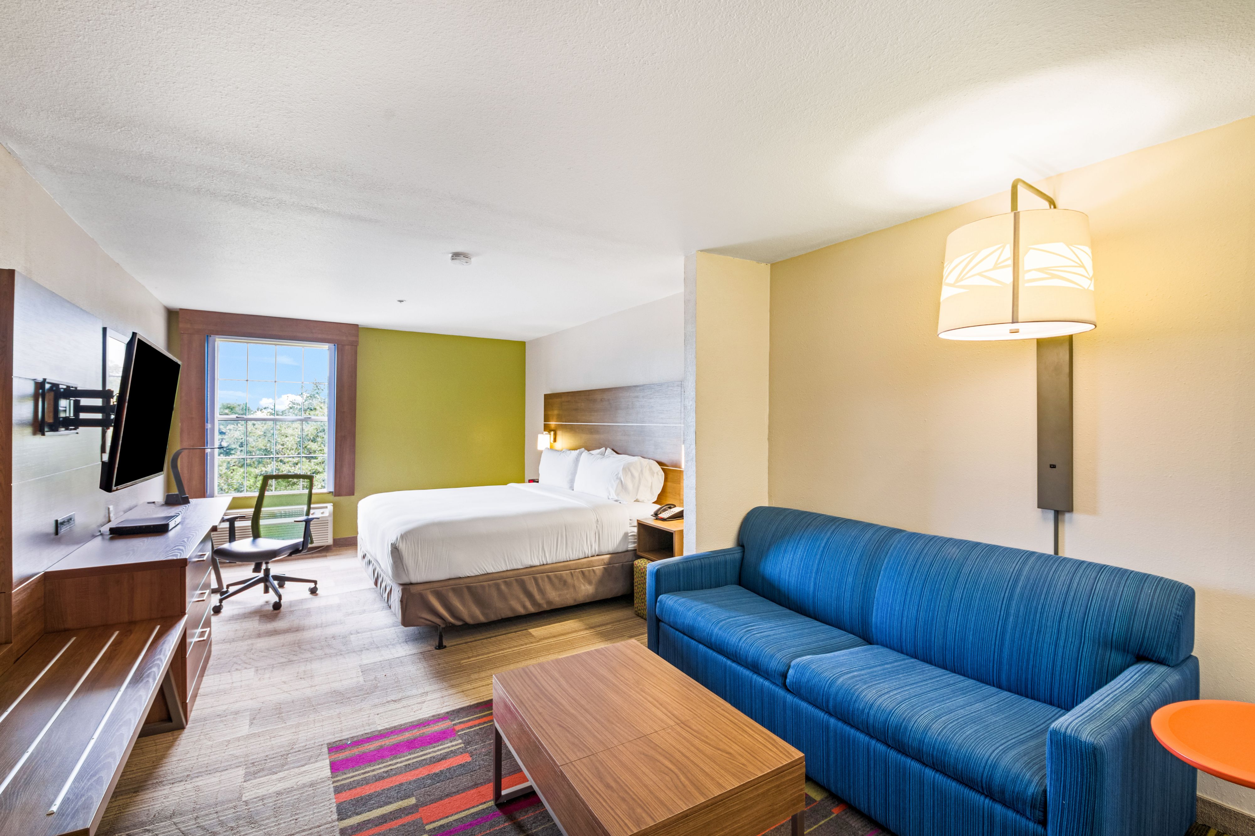 Holiday Inn Express Hotel & Suites Columbus, an Ihg Hotel