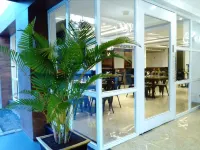 Hotel Golden Plateau Hotels in Reis Magos