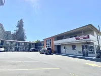 Travelers Inn Eugene University - Motels