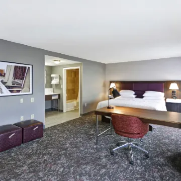 Hampton Inn & Suites by Hilton Columbus-Easton Area Hotels near Champions Golf Course