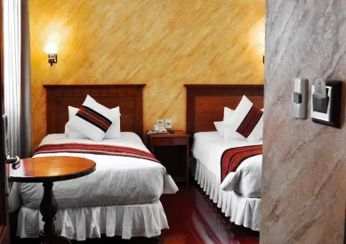 カントゥ ホテル