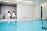 Astoria Hotel & Medical Spa - С бассейном