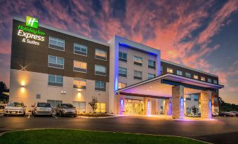 Holiday Inn Express & Suites Asheboro