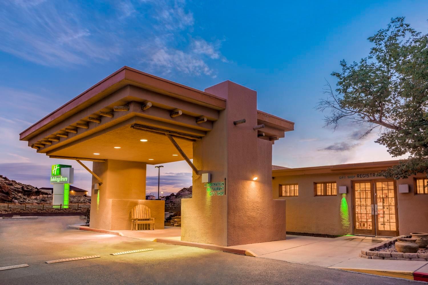 Holiday Inn CANYON DE CHELLY (CHINLE) by IHG
