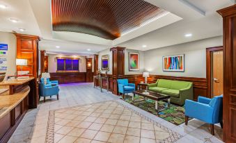 Holiday Inn Express & Suites Pharr