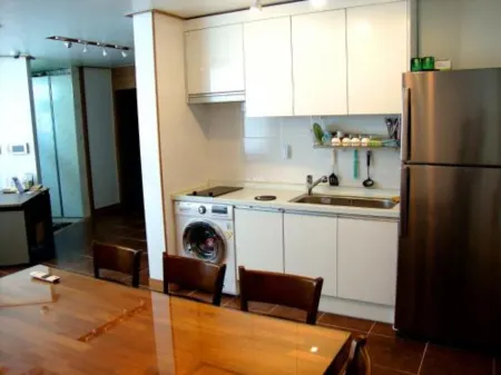 Cube Guesthouse