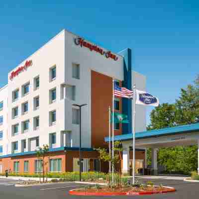 Hampton Inn by Hilton Bellingham Airport Hotel Exterior