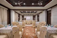 Ramada by Wyndham Mussoorie Mall Road - Business