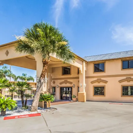 Econo Lodge Inn & Suites Corpus Christi