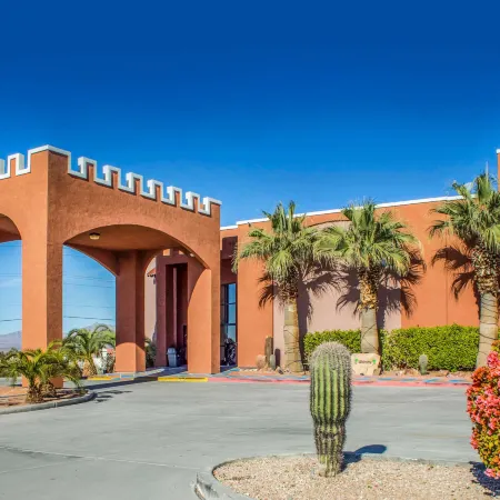 Rodeway Inn & Suites