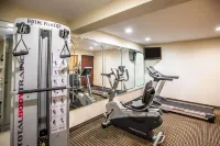 Econo Lodge Inn & Suites Monroe - Gym