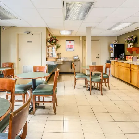 Econo Lodge