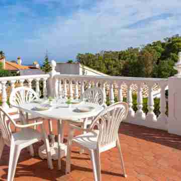 Querida Dining/Meeting Rooms