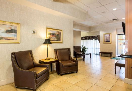 퀄리티 인 - 앤드류스 공군 기지 근처