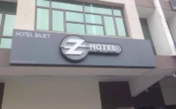 Swing & Pillows @ Z Hotel Cyberjaya Hotels near MMU Cyber Park