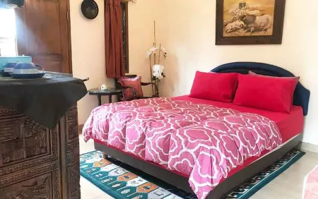 Comfortable Room near Margocity Depok (P21) Отели рядом с достопримечательностью «University of Indonesia»