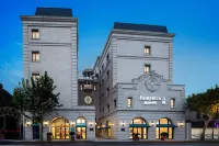 Fairfield by Marriott Shanghai Jing'an Hotel dekat Shanghai Circus World