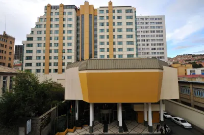 Hotel Europa Các khách sạn gần Club de Golf