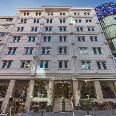 Glorious Hotel