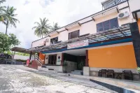 RedDoorz Plus near RS Grhasia Kaliurang Hoteller i Pakembinangun