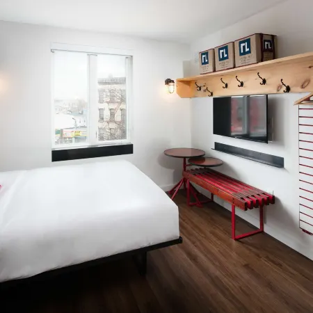 Hotel 1080 Отели рядом с Аэропорт Кеннеди