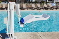 Holiday Inn Express & Suites N. MYRTLE BEACH-LITTLE RIVER by IHG - プール