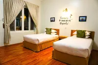 Westay @ the Grand Nyaung Shwe Hotel, Inle Lake