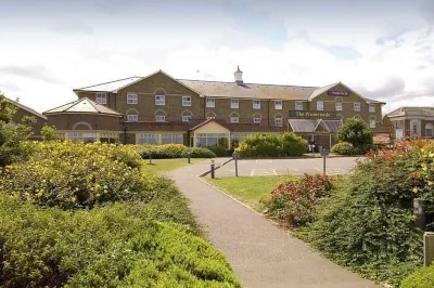 Margate Hotels near Dane Park