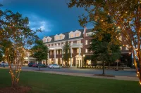 The Inn at Patrick Square - parking
