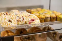 Country Inn & Suites by Radisson, Milwaukee West (Brookfield), WI - Frühstück