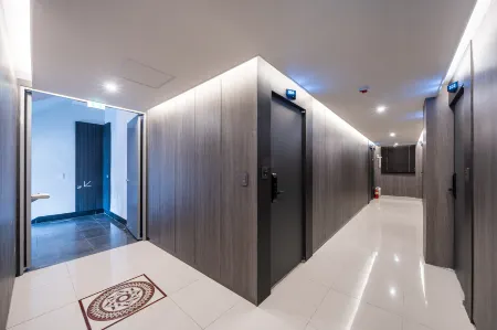 Miryang G-D21 Hotel Отели рядом с достопримечательностью «Gaon»