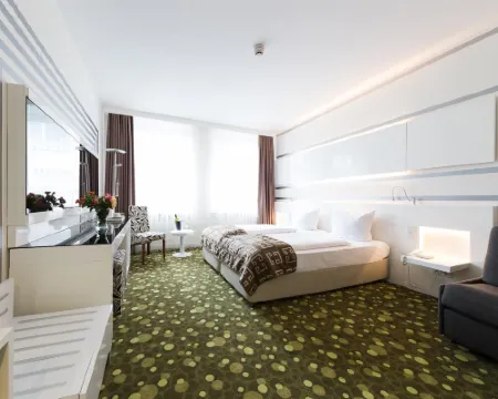 Hotel Bayer's Boztepe ミュンヘンのホテル