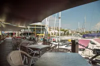 Cullen Bay Resorts Hotels in Larrakeyah