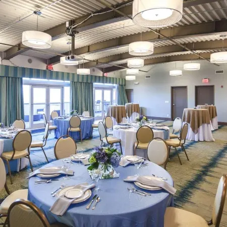 The Cotton Sail Hotel Savannah, Tapestry Collection by Hilton