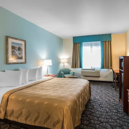 Quality Inn & Suites Sequim at Olympic National Park Hotels in Sequim