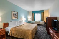 Quality Inn & Suites Sequim at Olympic National Park Hotels in Sequim