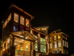 Tiaraa Jujurana Resort and  Spa