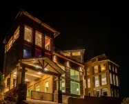 Tiaraa Jujurana Resort and  Spa Radha Krishan Mandir 주변 호텔