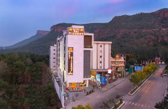 提魯帕提派維沙洛伊酒店